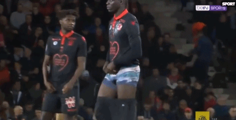 2025／26赛季英超：北伦敦德比变病床德比！阿森纳热刺上演终极残阵对决（2025／26英超北伦敦德比成伤病大战，阿森纳与热刺以残阵死磕）