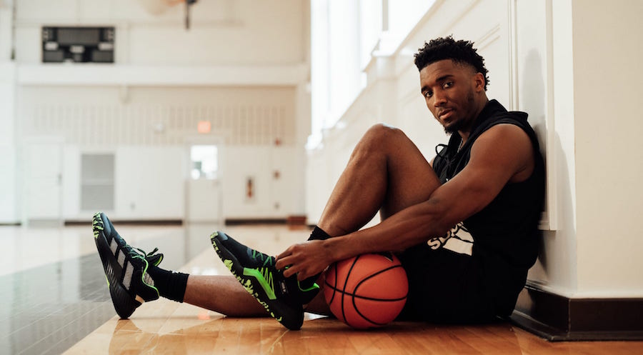 辽宁三分疯狂引爆全场（辽宁外线火力全开燃爆全场）