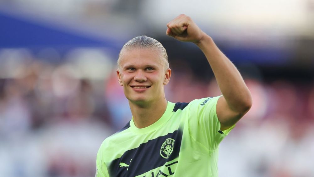 前裁判：球运行轨迹决定比塞克犯规不是红牌；皮奥倒地不是点球（前裁判解读：球路判定比塞克犯规不该红牌，皮奥倒地不判点球）