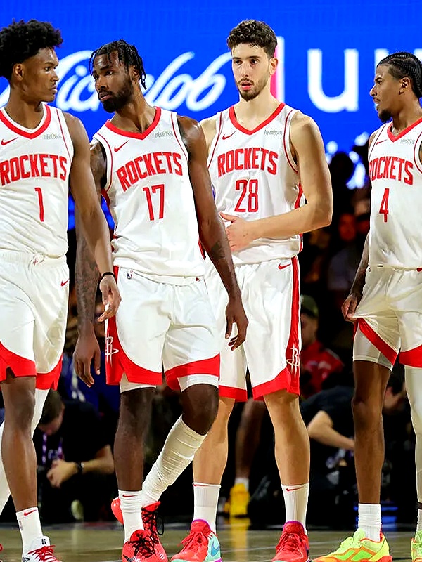 都体：弗拉霍维奇可能缺席尤文20场比赛，包括多场关键战役（都体：弗拉霍维奇恐无缘尤文20战，多场关键对决受影响）