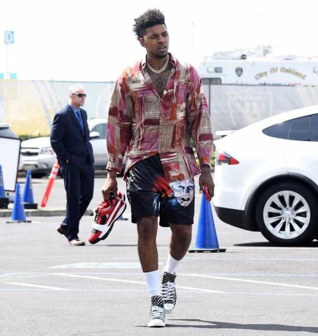 戴维对乌迪内斯的进球被吹越位，但VAR划线似乎存在问题（戴维对阵乌迪内斯的进球被判越位，VAR画线判定存疑）