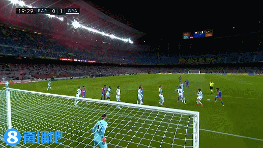 东体：申花像会学习却不会考试的优等生，背负过重的心理负担