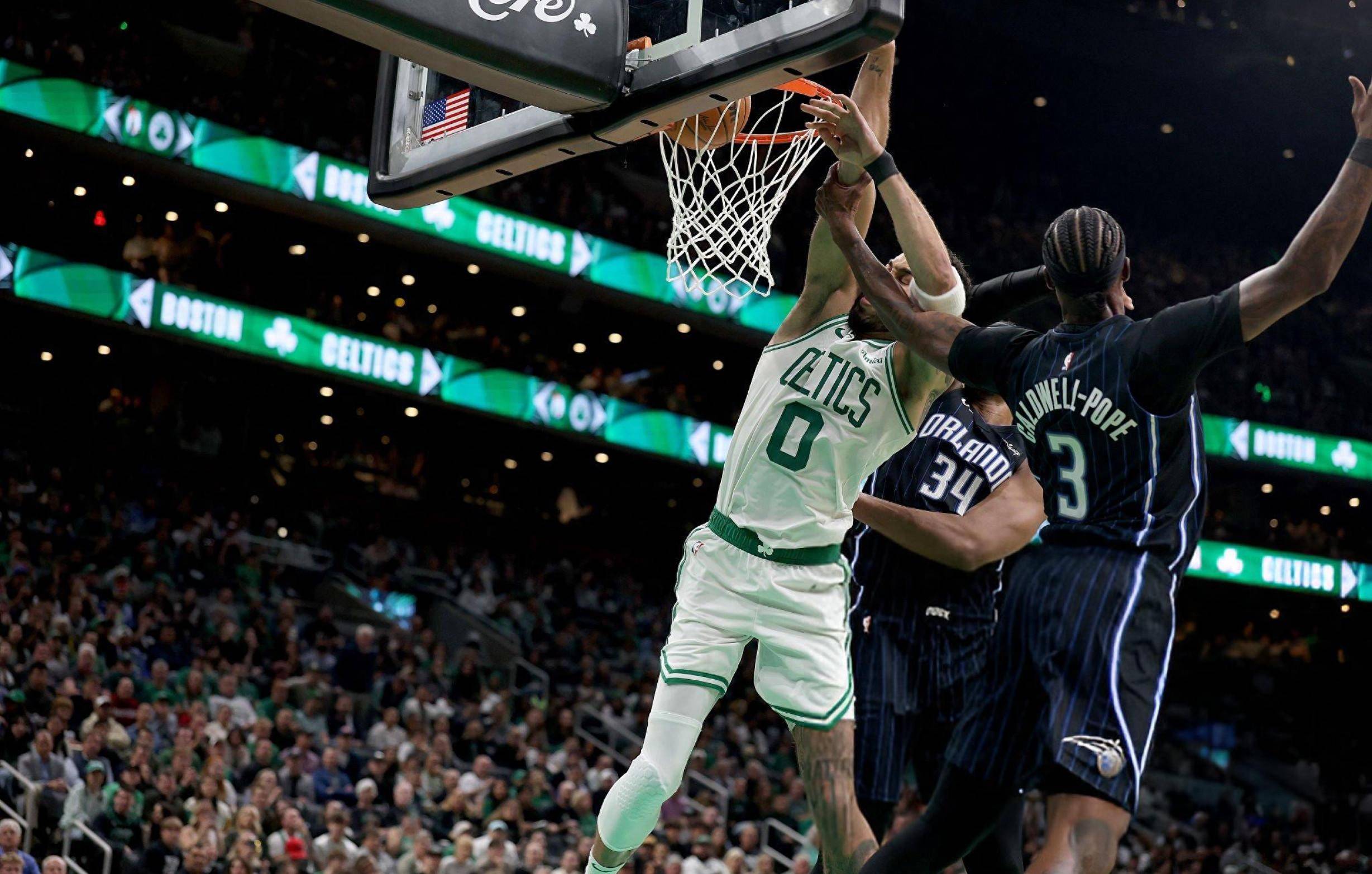 本世纪五大联赛参与百球最快TOP10：C罗70场第1，苏牙71场第2（本世纪五大联赛参与百球速度前十：C罗70场居首，苏亚雷斯71场次席）