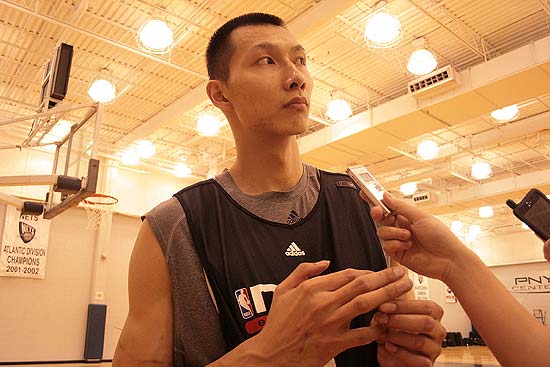 克林斯曼：看好葡萄牙夺得世界杯；希望内马尔为巴西出战（克林斯曼：看好葡萄牙问鼎世界杯，盼内马尔代表巴西登场）